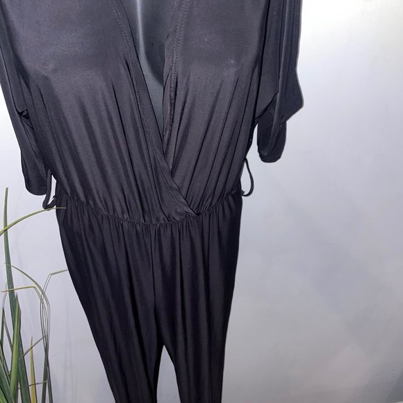 Black Slit Shoulder Jumpsuit - Picture 2 of 7